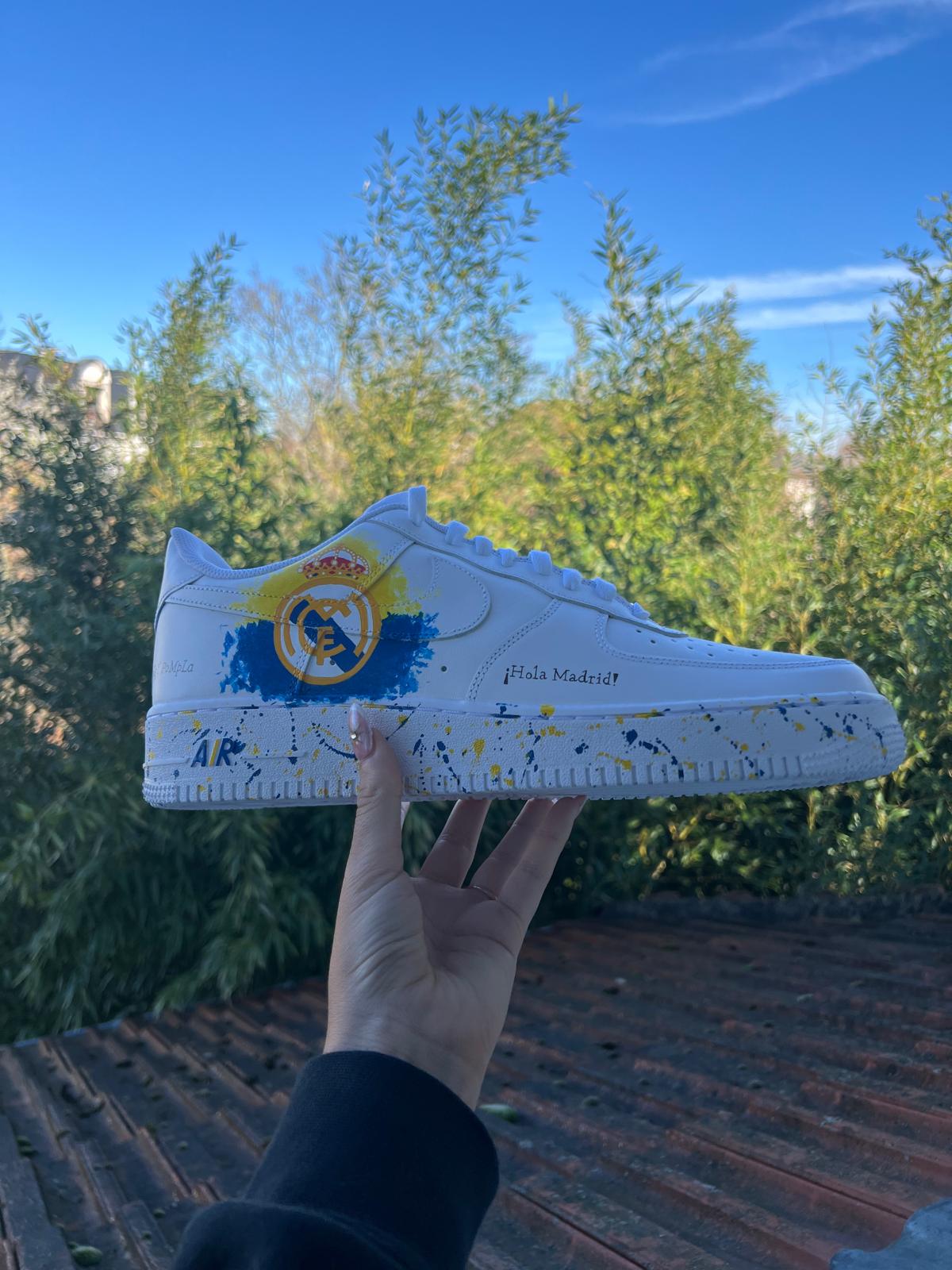 Nike Air Force 1 customisée Real Madrid peinte à la main ONE CUSTOM